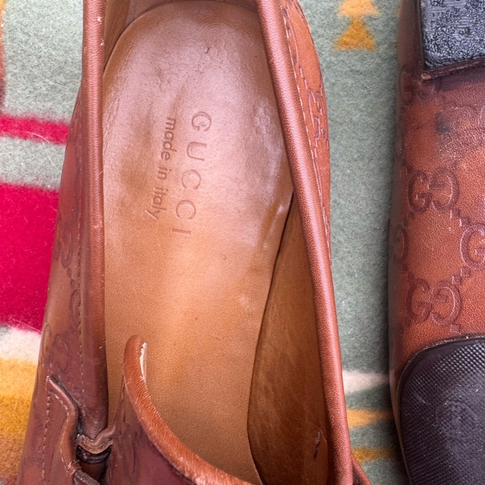 Gucci Embossed Brown Leather Men's Loafers - Picture 2 of 4